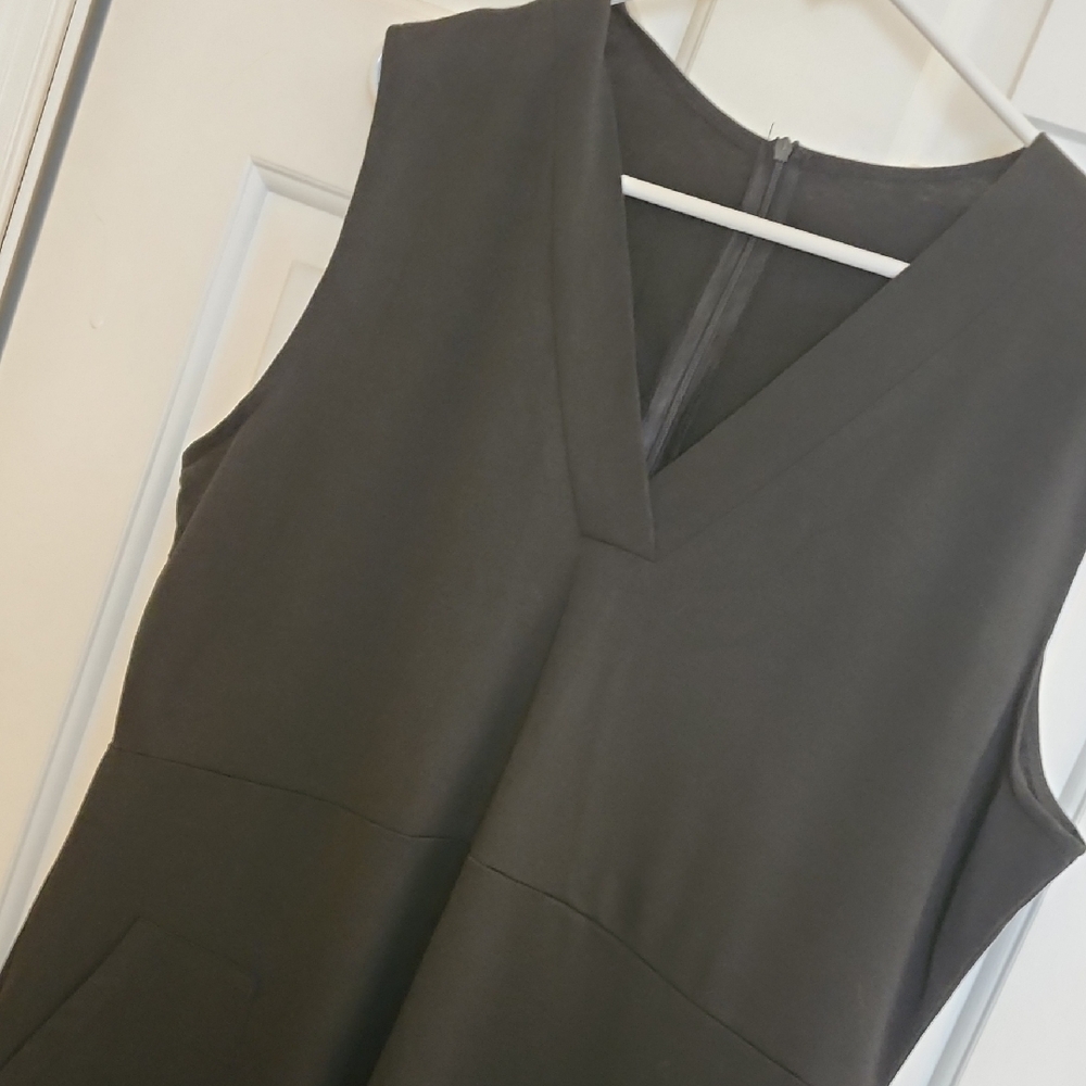 Black Sleeveless V-neck Drop Crotch Jumpsuit